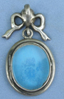 Souvenir Pendant Side