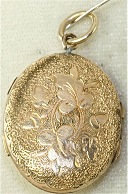 Oak Locket